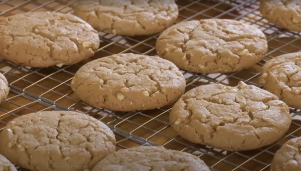 Chewy Peanut Butter Cookies 4 Chewy Peanut Butter Cookies4